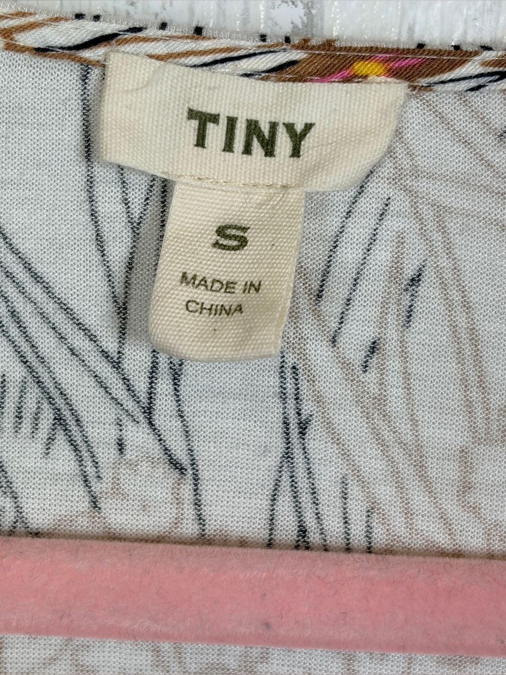 TINY | ANTHROPOLOGIE | Callie Floral Top, Small - Picture 10 of 12